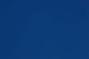 Алюмінієва композитна панель 4-04 Albond® 7000 / SOLID / RAL 5010 Gentian Blue