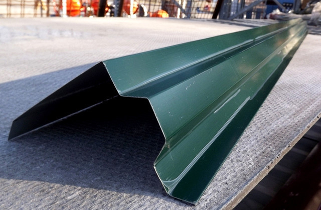 Вітрова планка фігурна "Ruukki" RR PE