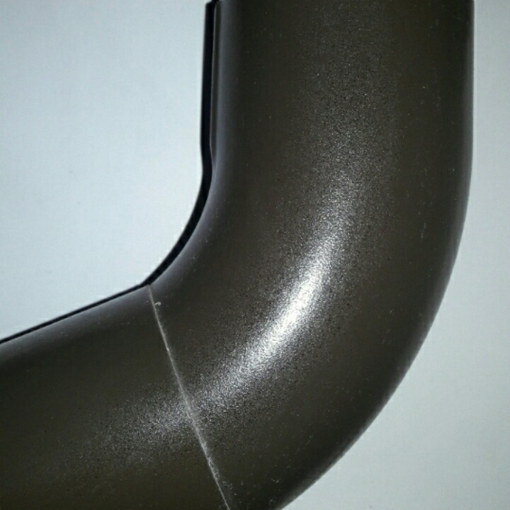 Коліно труби водостічної системи ruukki 90 мм